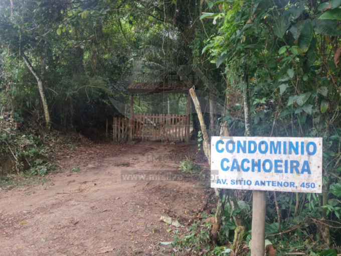 Terreno no Condomínio Cachoeira – Prainha de Mambucaba